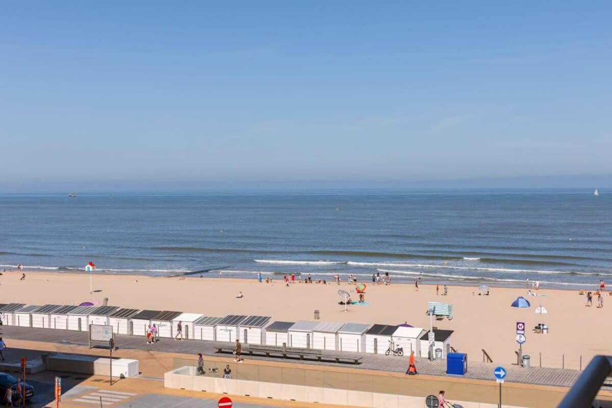 Huswell - Lovely Apartment With Lateral Sea View And Parking Ostende Exterior foto